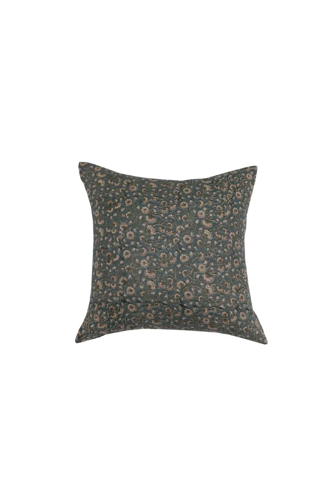 Izna Calluna Pillow