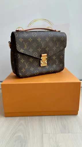 Louis Vuitton Pochette Metis Bag