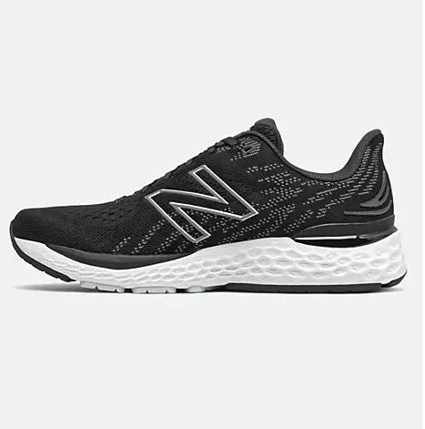 M New Balance 880 v11- size 12 B (Narrow)