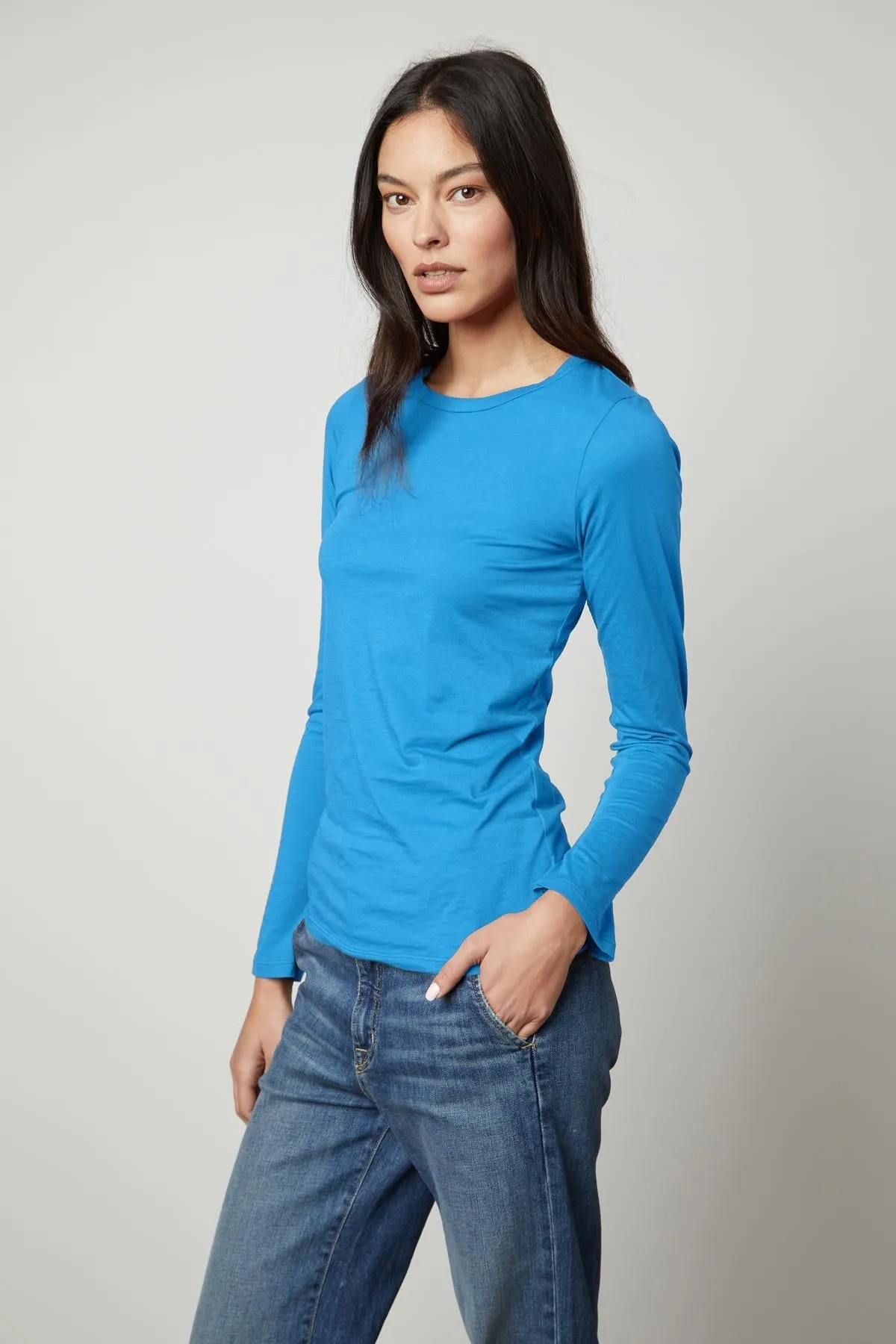 ZOFINA GAUZY WHISPER FITTED CREW NECK TEE